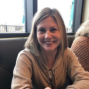 Meet your Posher, Mendi